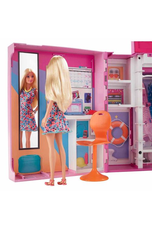 Barbie ve Yeni Rüya Dolabı Oyun Seti