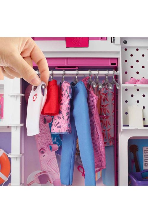 Barbie ve Yeni Rüya Dolabı Oyun Seti