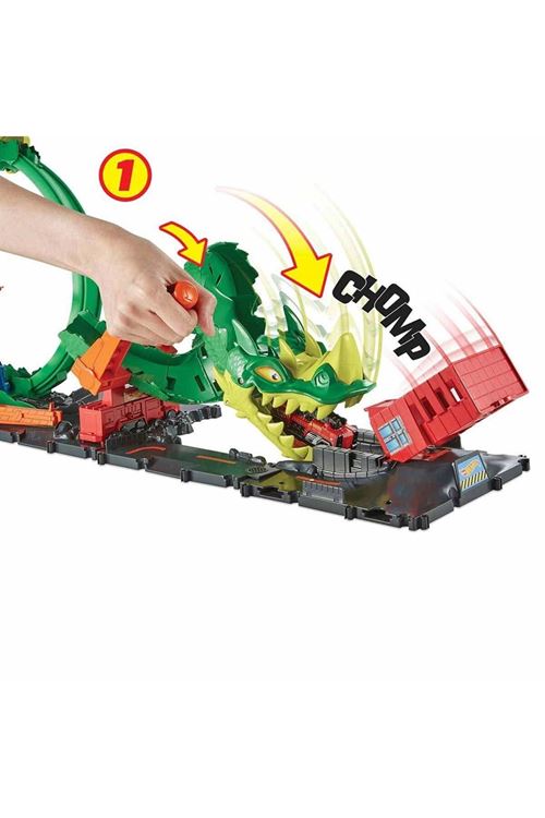 Hot Wheels Ejderhayla Mücadele Pisti